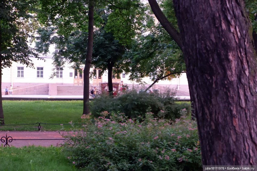 Дом кукол Лавандовый сон. Акварели Петербурга 2025. День 9. Прощальный (фото 5)