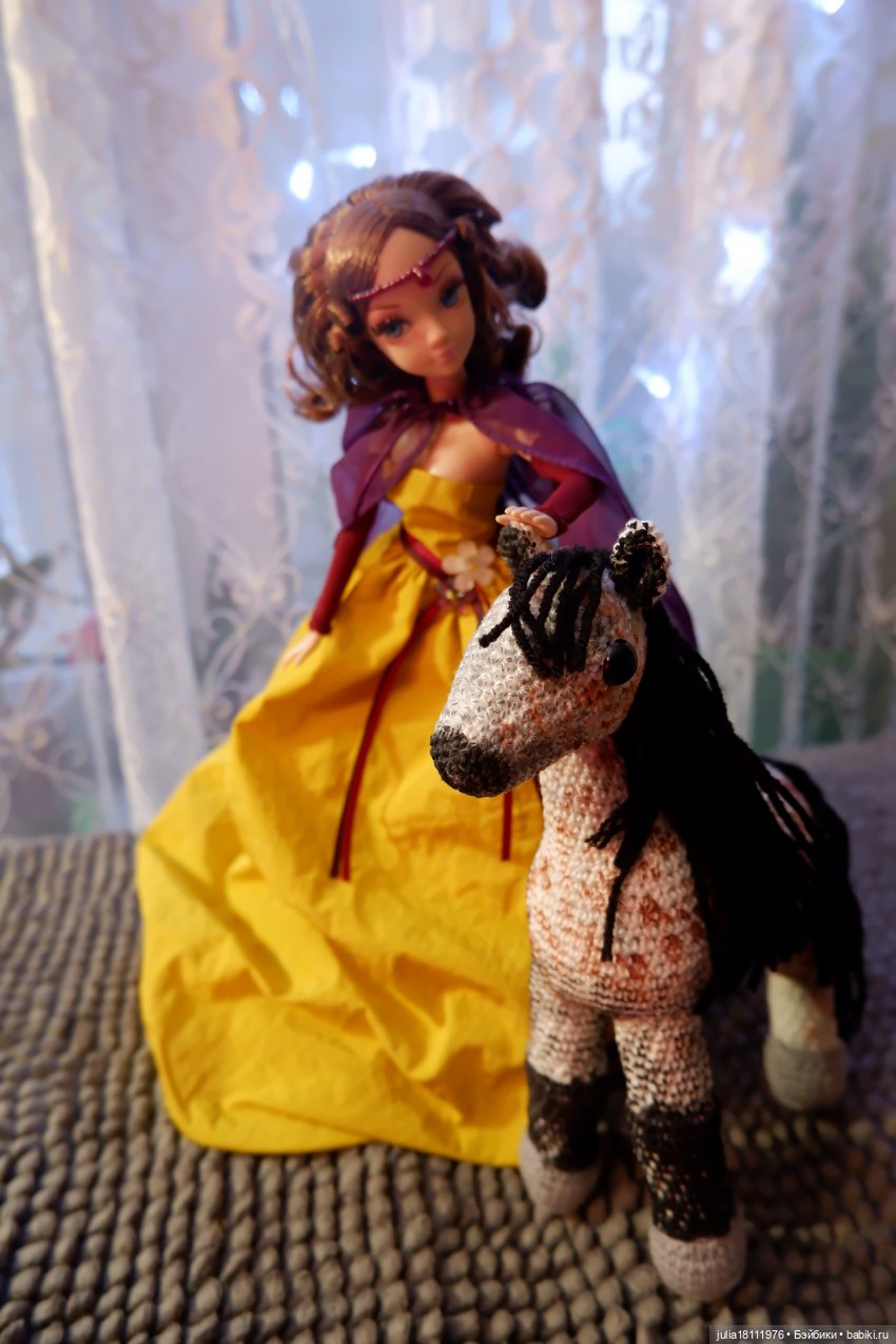 Дом кукол Лавандовый сон. Семейка Соня Роуз/Курн. "Уж я к ней и так и эдак, со словами и без слов..."