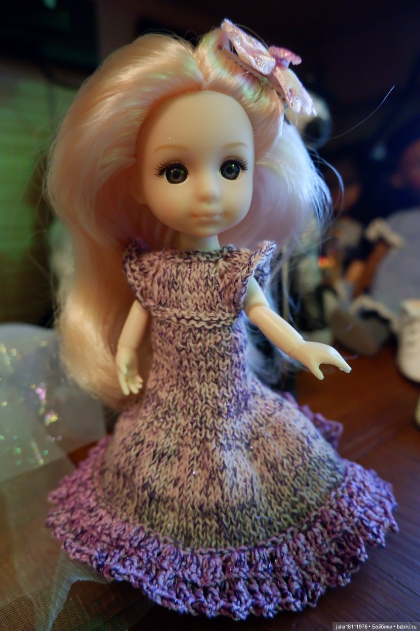 Дом кукол Лавандовый сон. Клубочки и куколки баболи. Коллекция новогодних платьев "Снежинка"