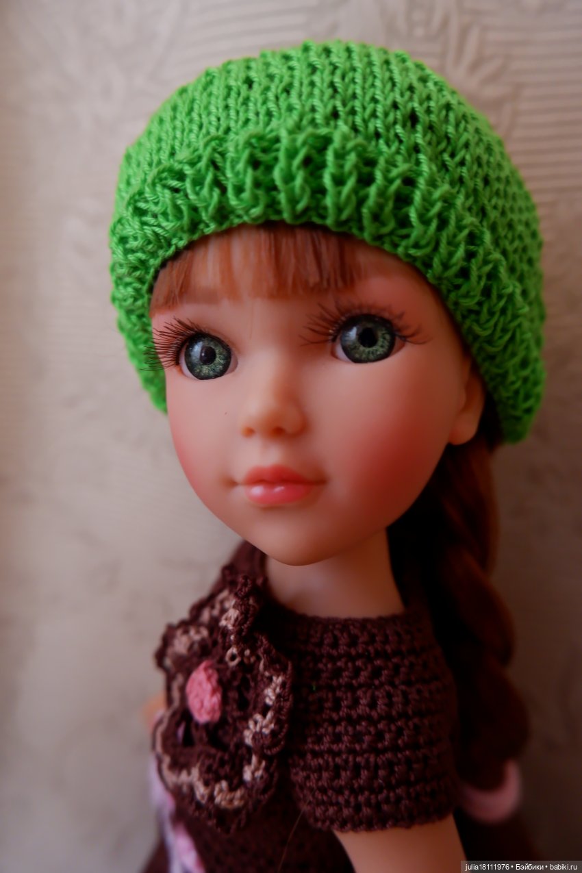 Клубочки и куколки Vidal Rojas. Шапочка зеленая и розовая. Мастер-класс