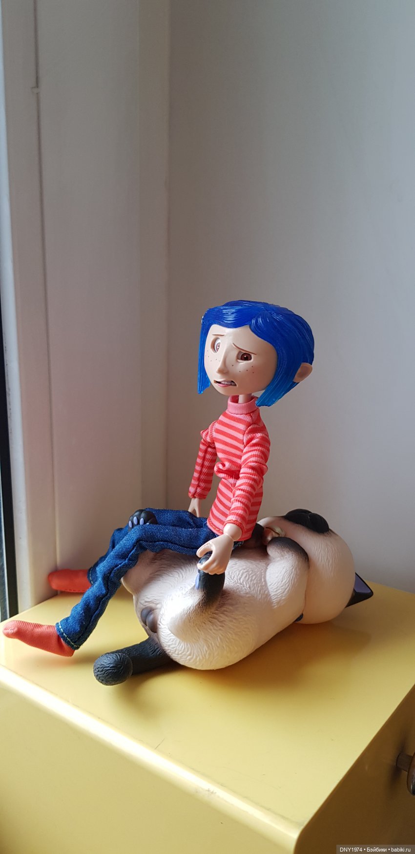 Осень Коралин — Фигурки NECA (Нека): Коралина (фото 2)