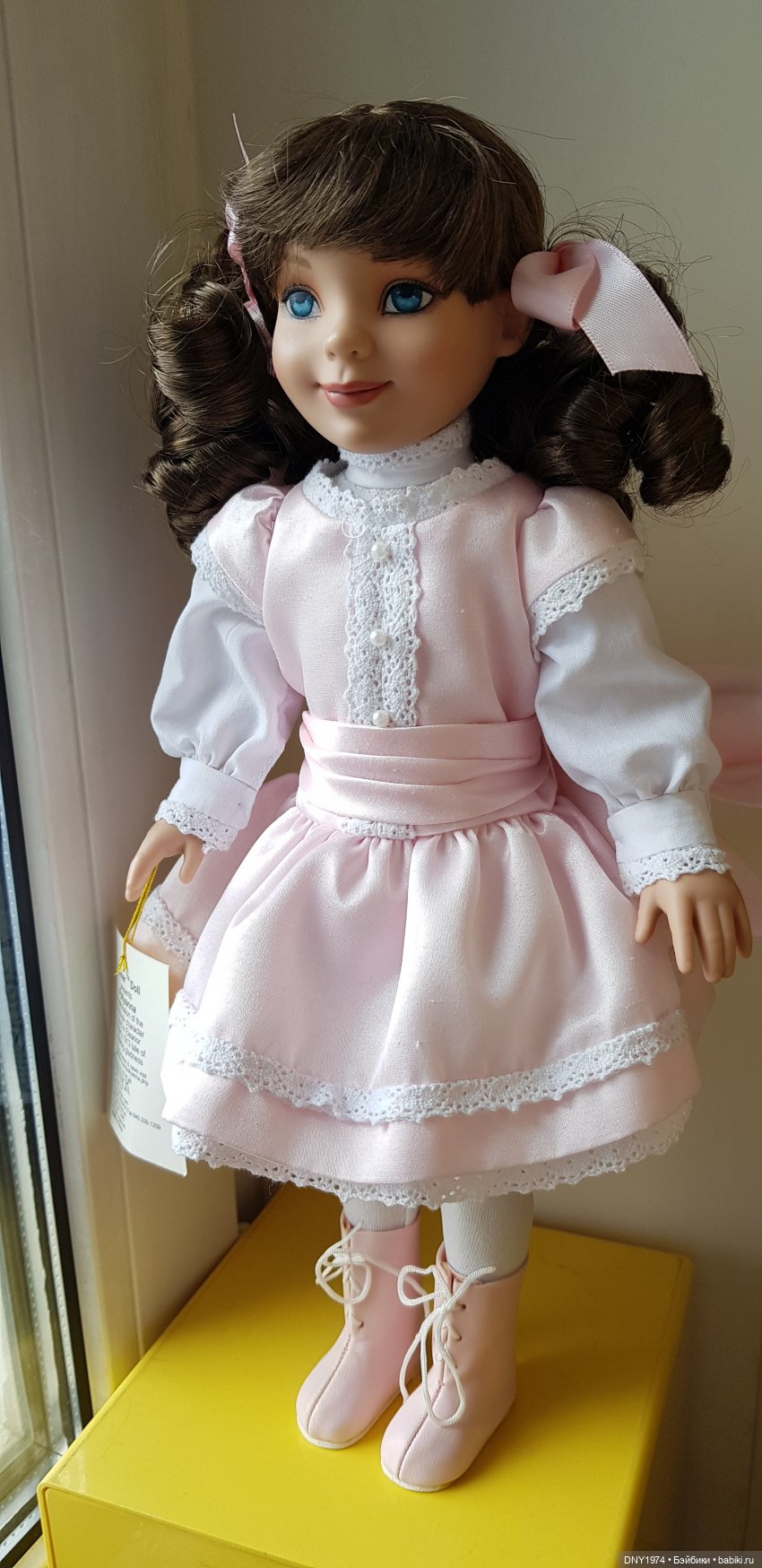 А кто у нас тут новенький? Или здравствуй, Полианна