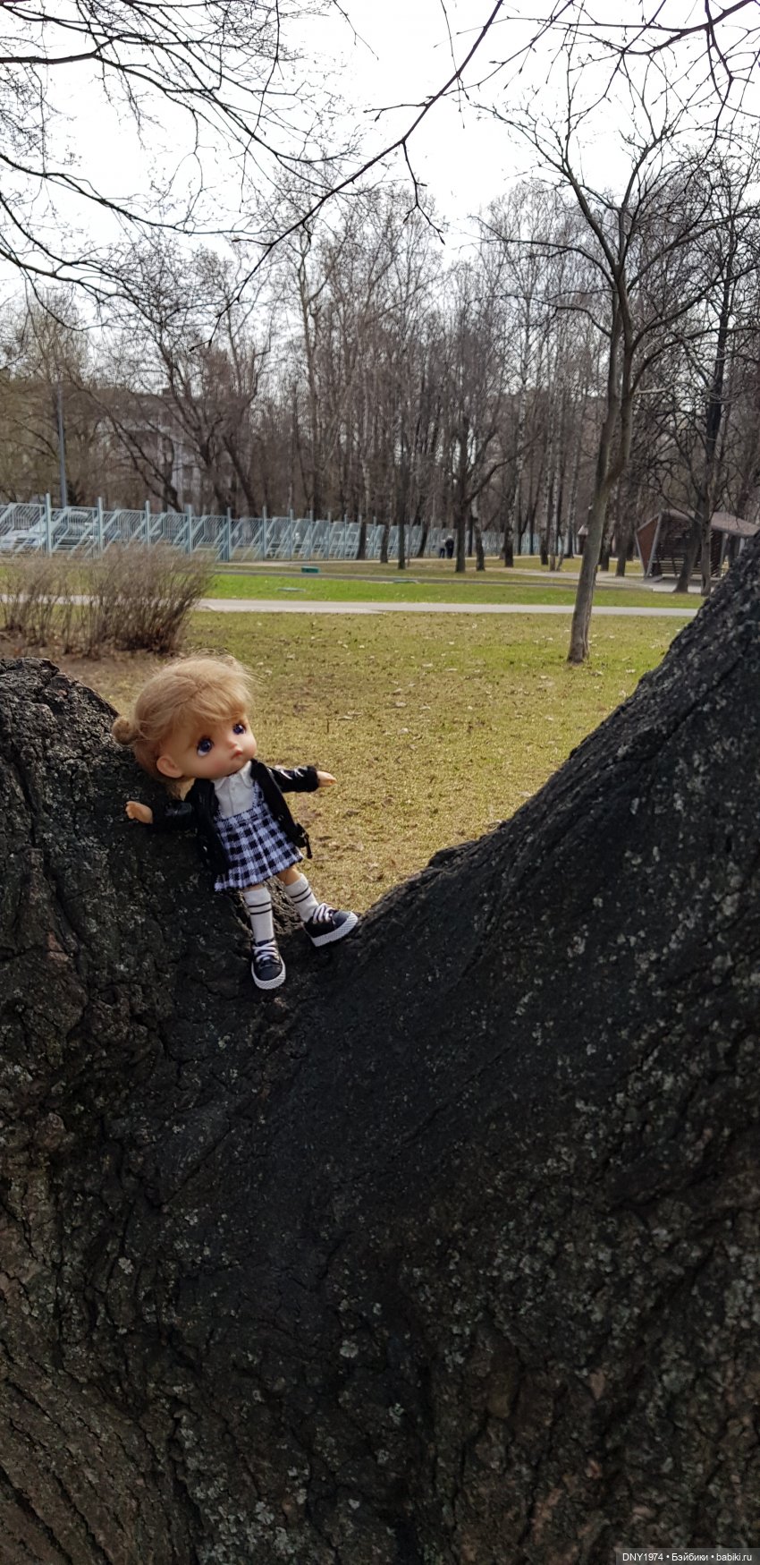 Просто погуляли с куколкой Stodoll (фото 2)