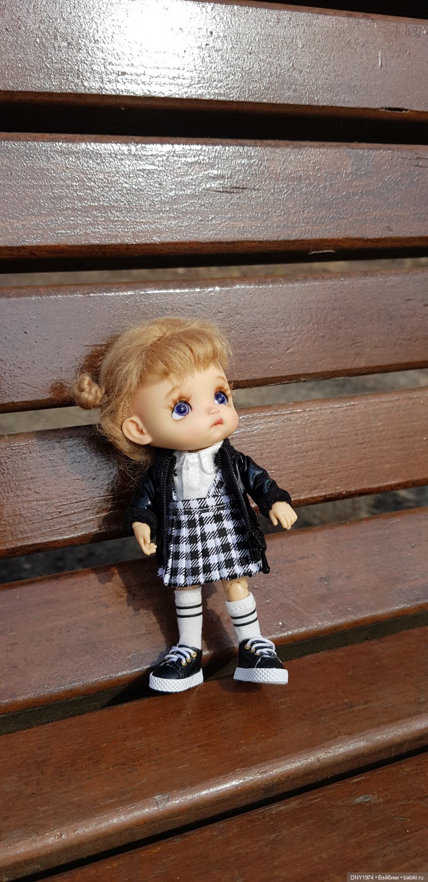 Просто погуляли с куколкой Stodoll