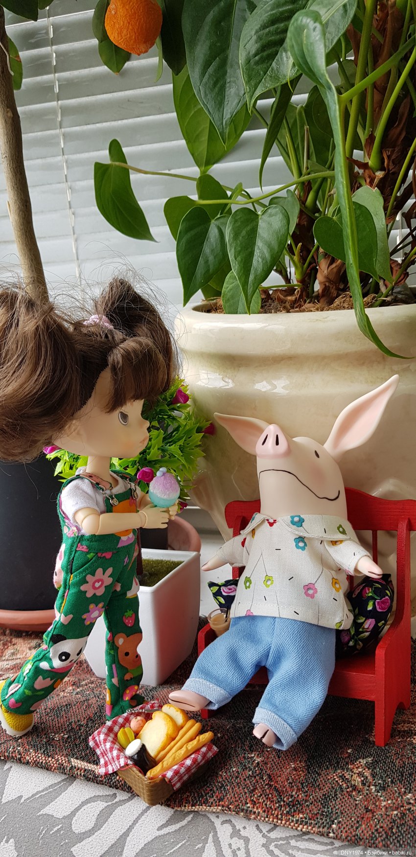 Наша любимая тетушка. Визит продолжается