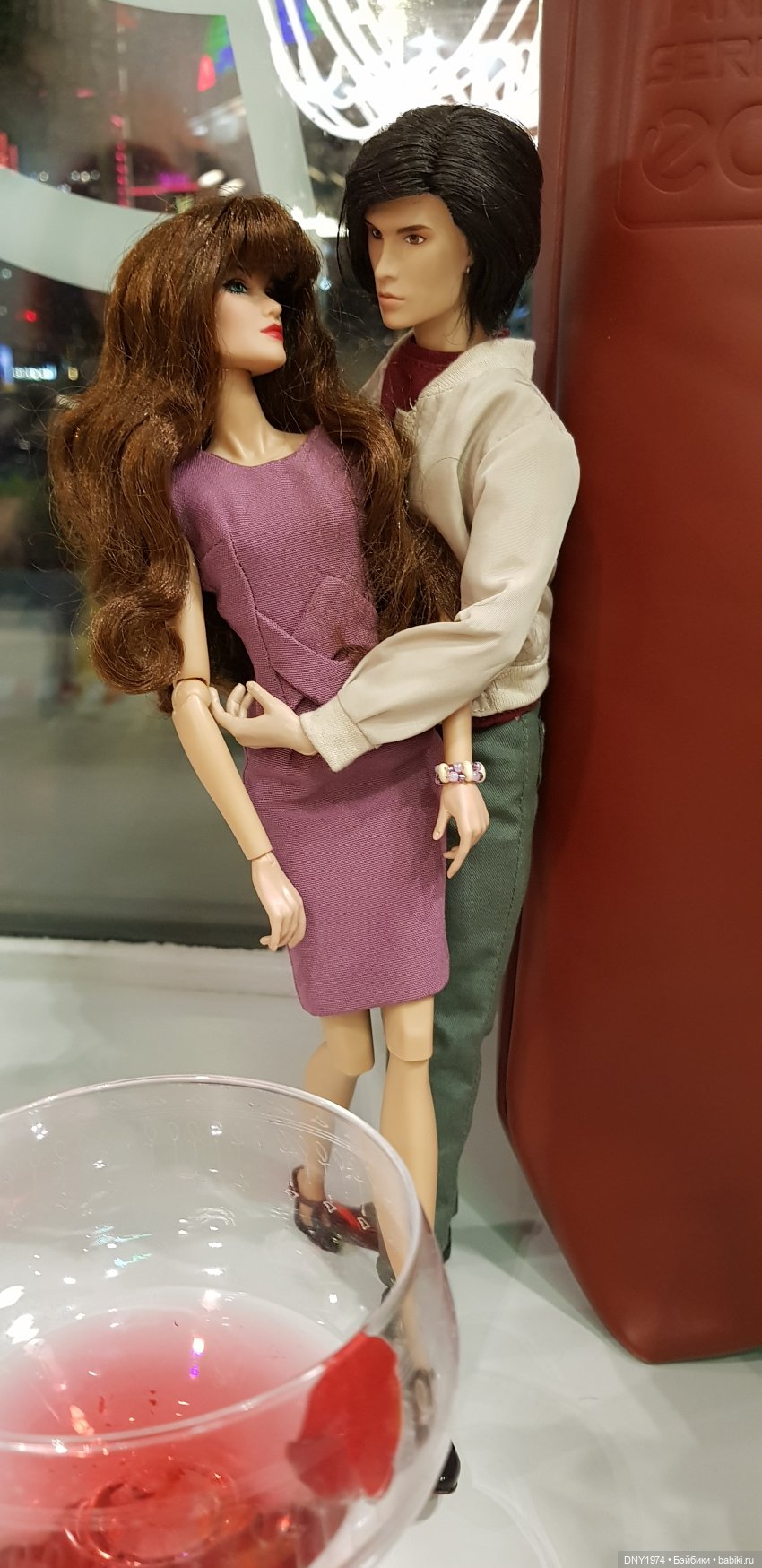 Новенькие, пришли показаться