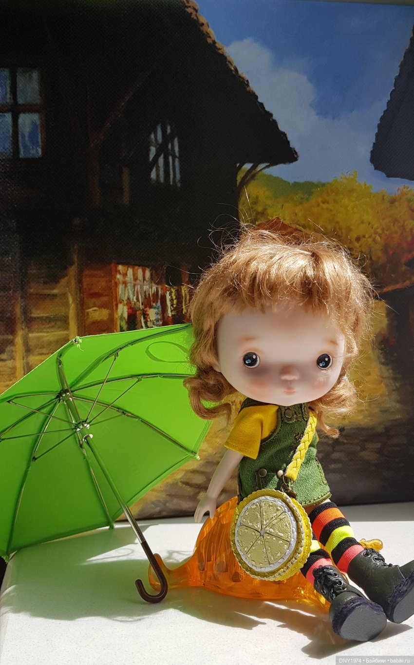 Странная кукла собирается гулять (фото 7)