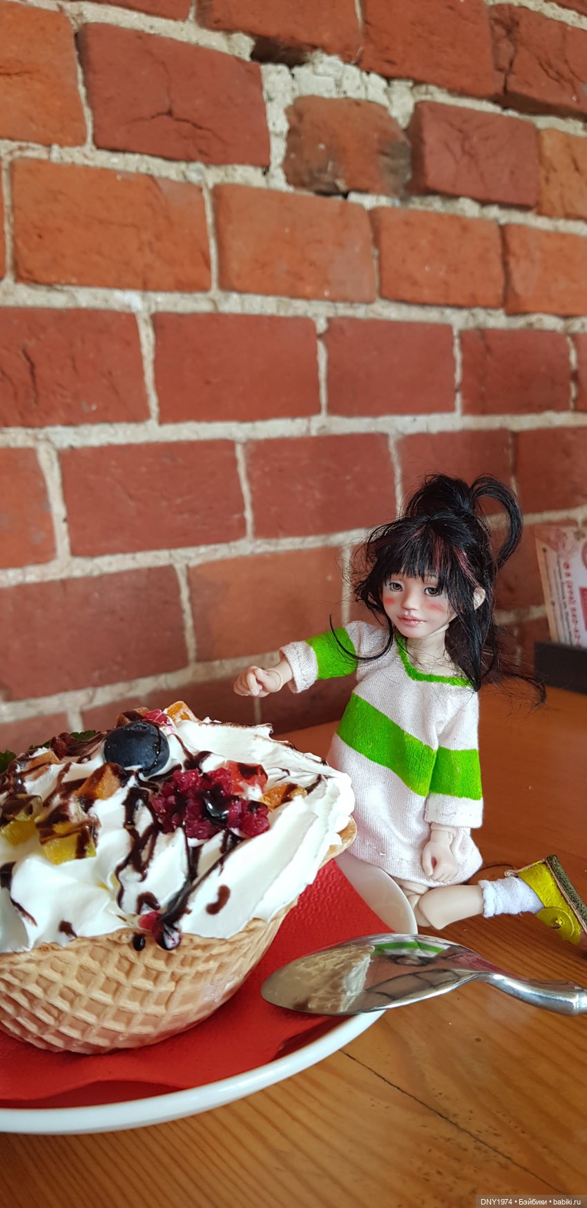 Тихиро отправляется в путешествие | Бэйбики Тихиро отправляется в путешествие