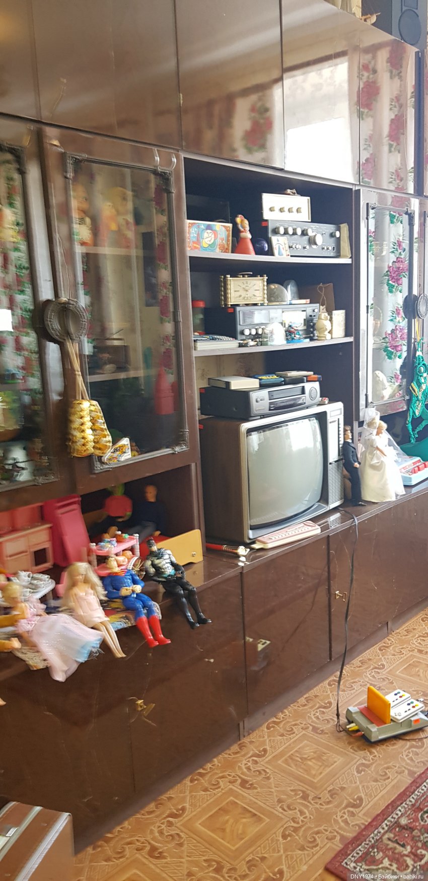 Тихиро отправляется в путешествие | Бэйбики Тихиро отправляется в путешествие