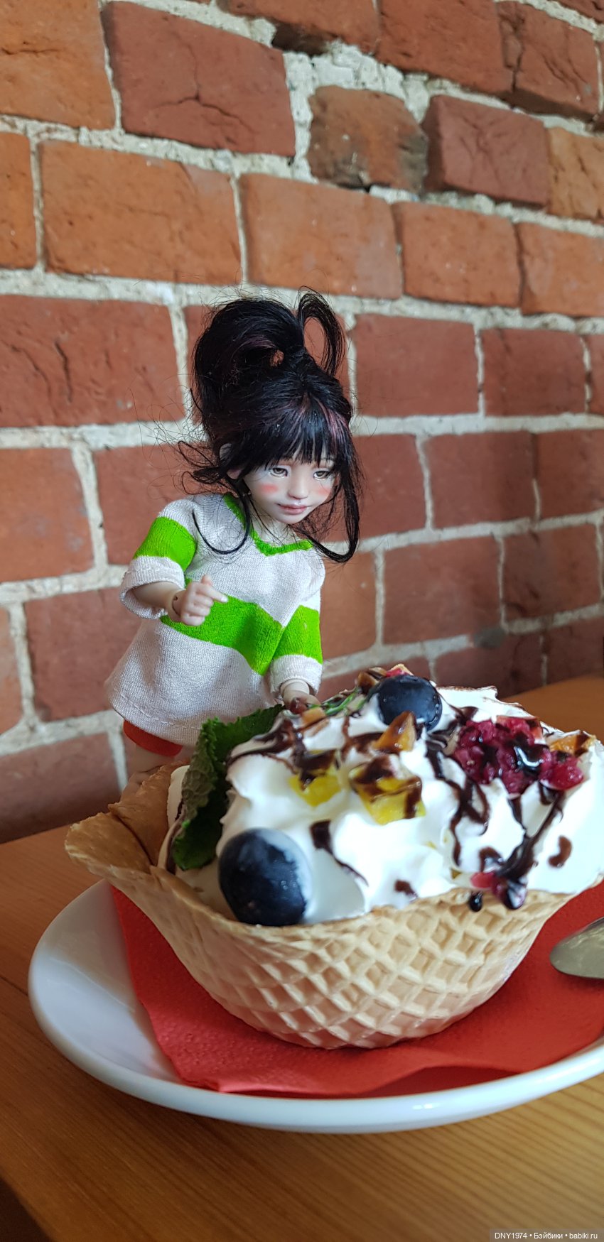 Тихиро отправляется в путешествие | Бэйбики Тихиро отправляется в путешествие