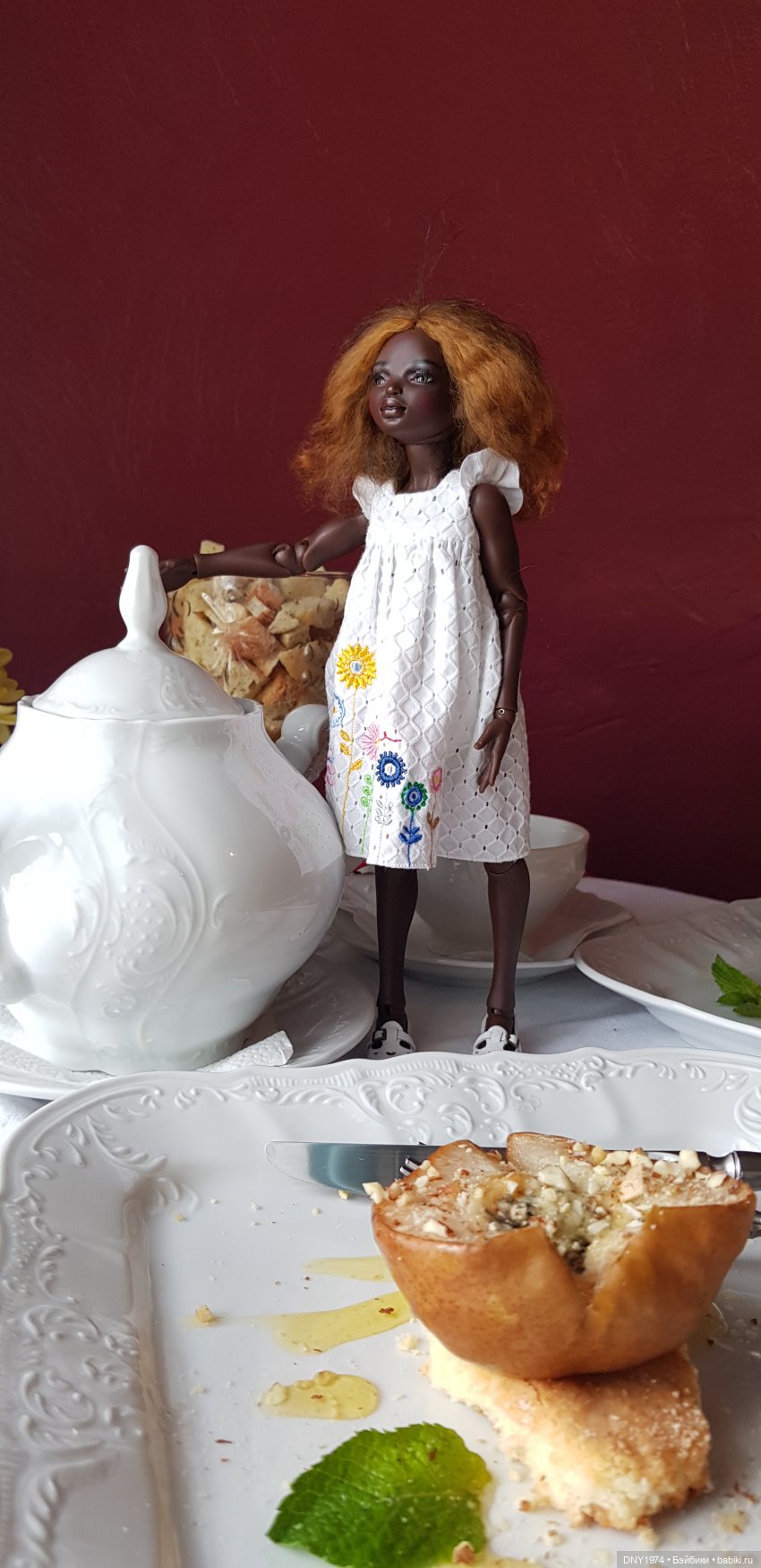 Не только рульки. Анна продолжает гулять в Коломне