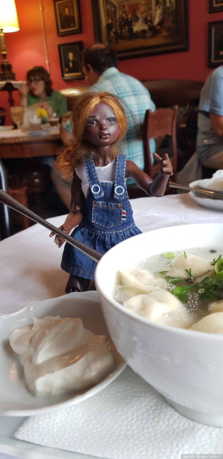 Не только рульки. Анна продолжает гулять в Коломне (фото 4)