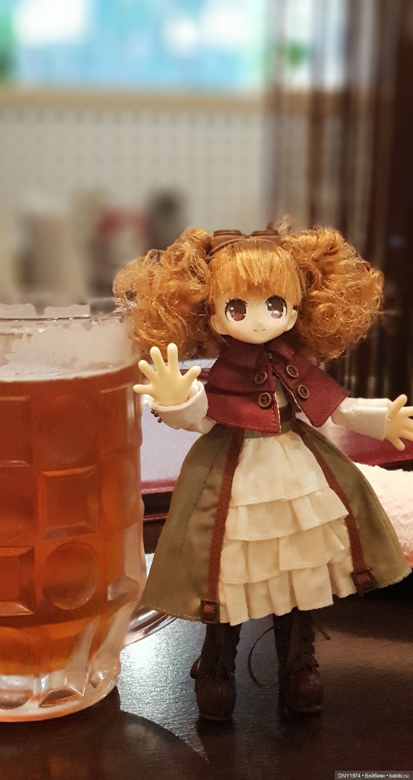 Крошка Azone гуляет поздно вечером (фото 3)