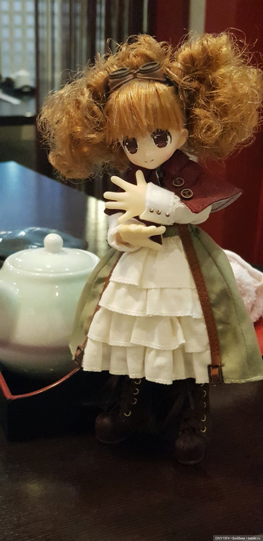 Крошка Azone гуляет поздно вечером (фото 4)