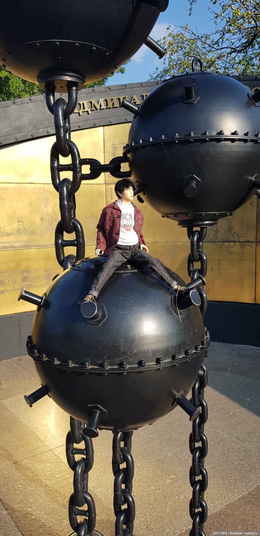 Лукас продолжает путешествовать (фото 9)