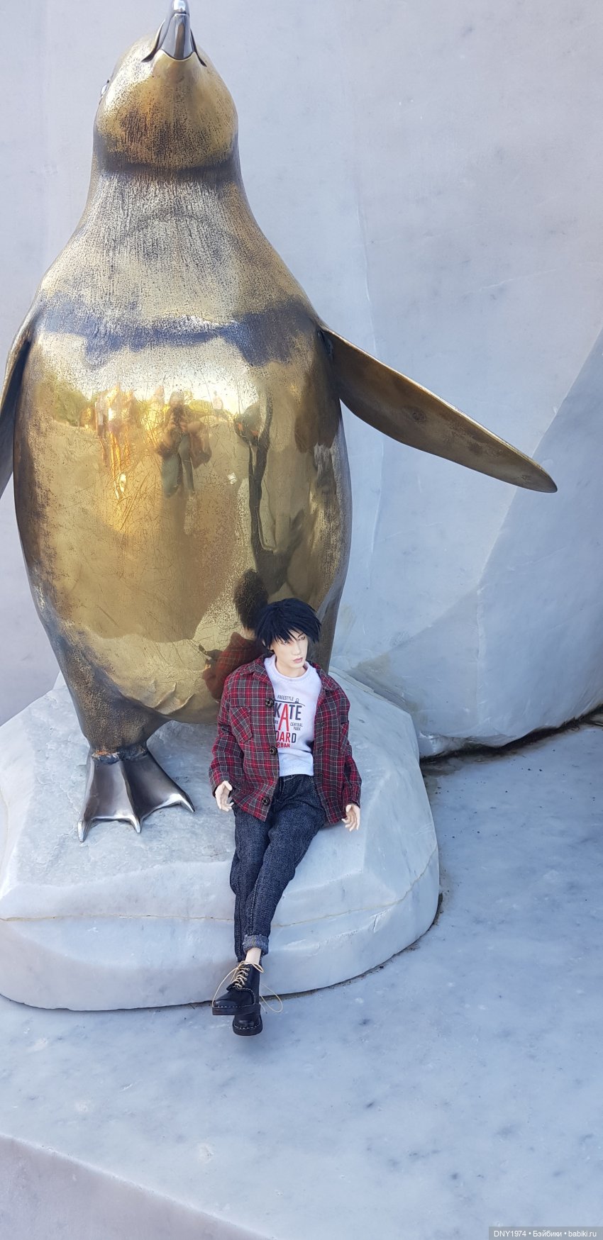 Лукас продолжает путешествовать (фото 8)