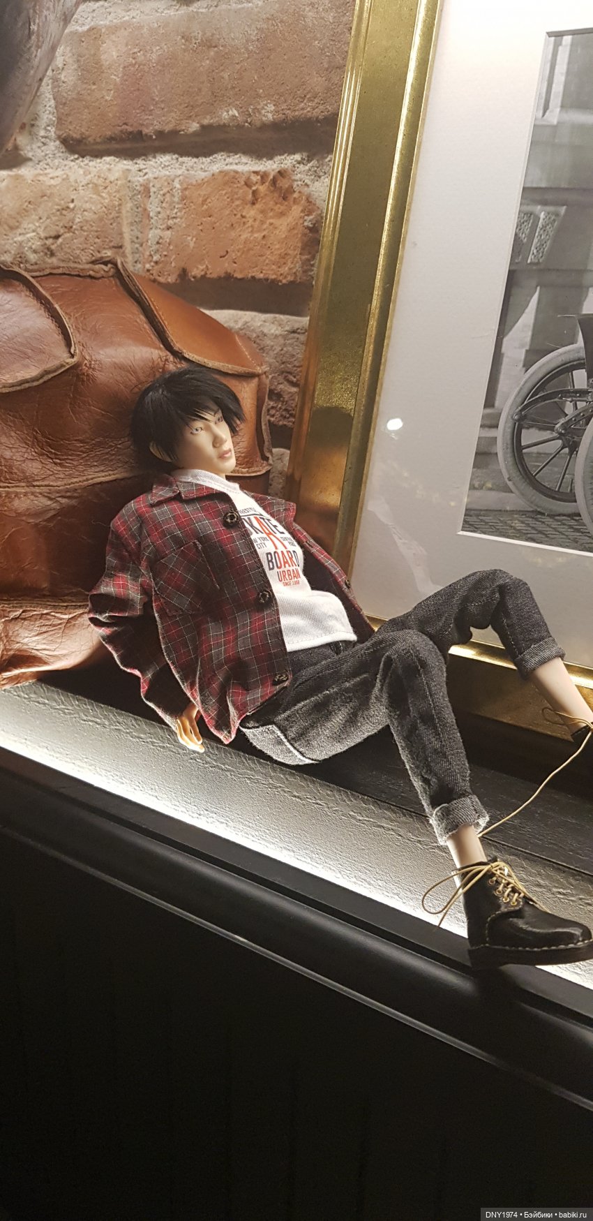 Лукас продолжает путешествовать