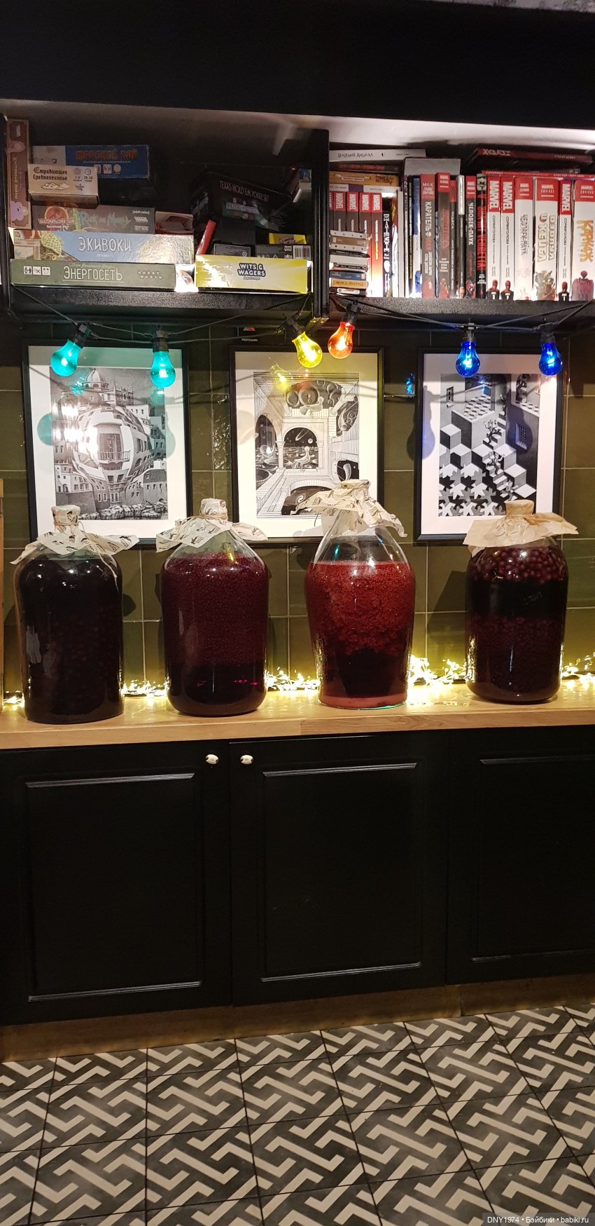 Лукас продолжает путешествовать