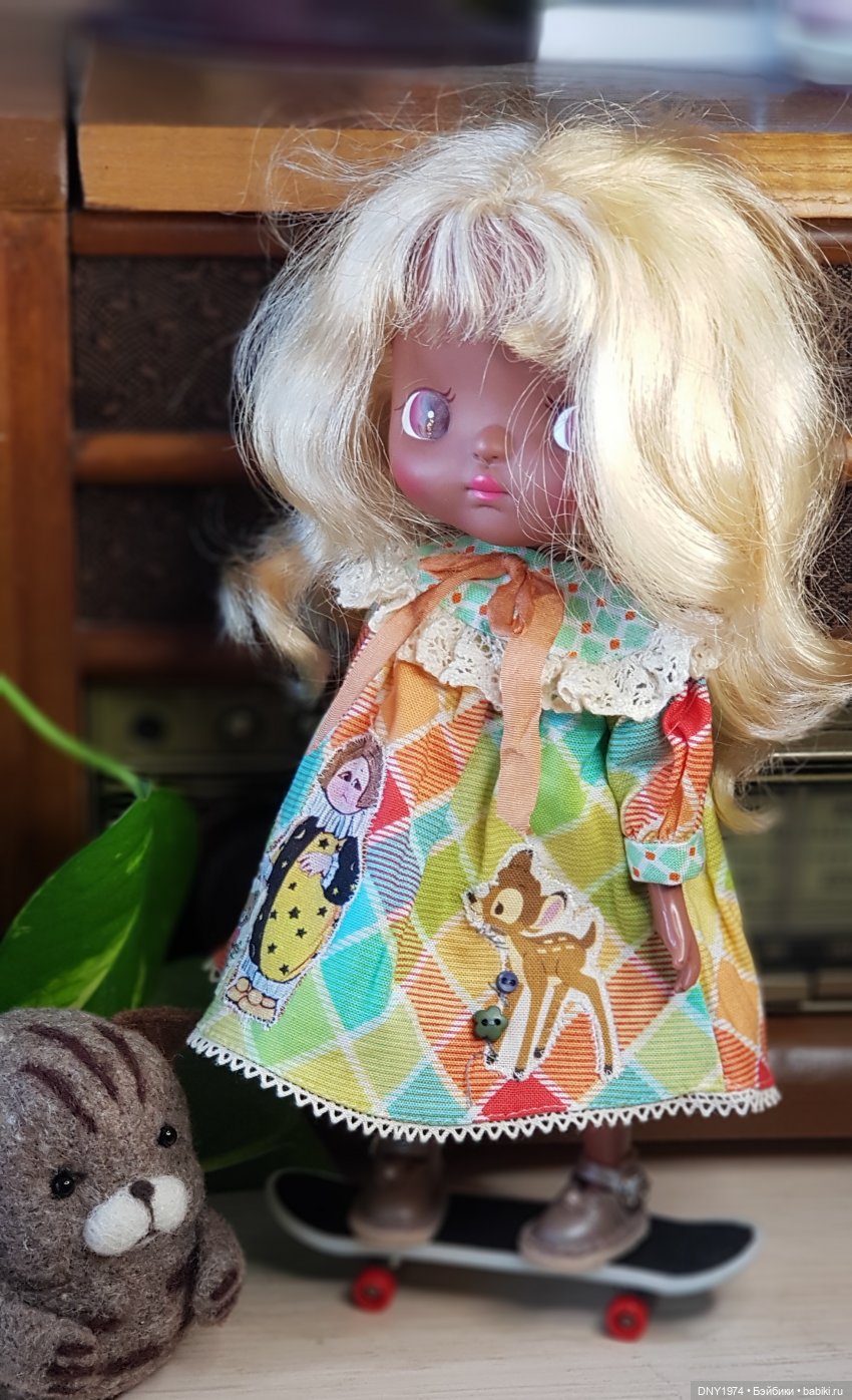 Снова покупки на Тишинке — Азиатские виниловые куклы (разное): Китай (фото 4)