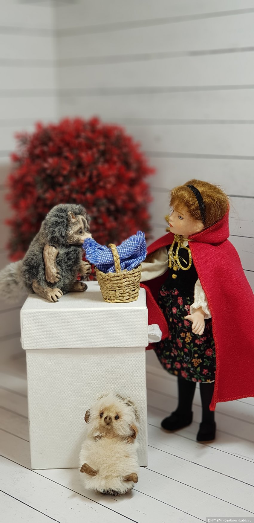 Одна маленькая Красная шапочка (фото 2)