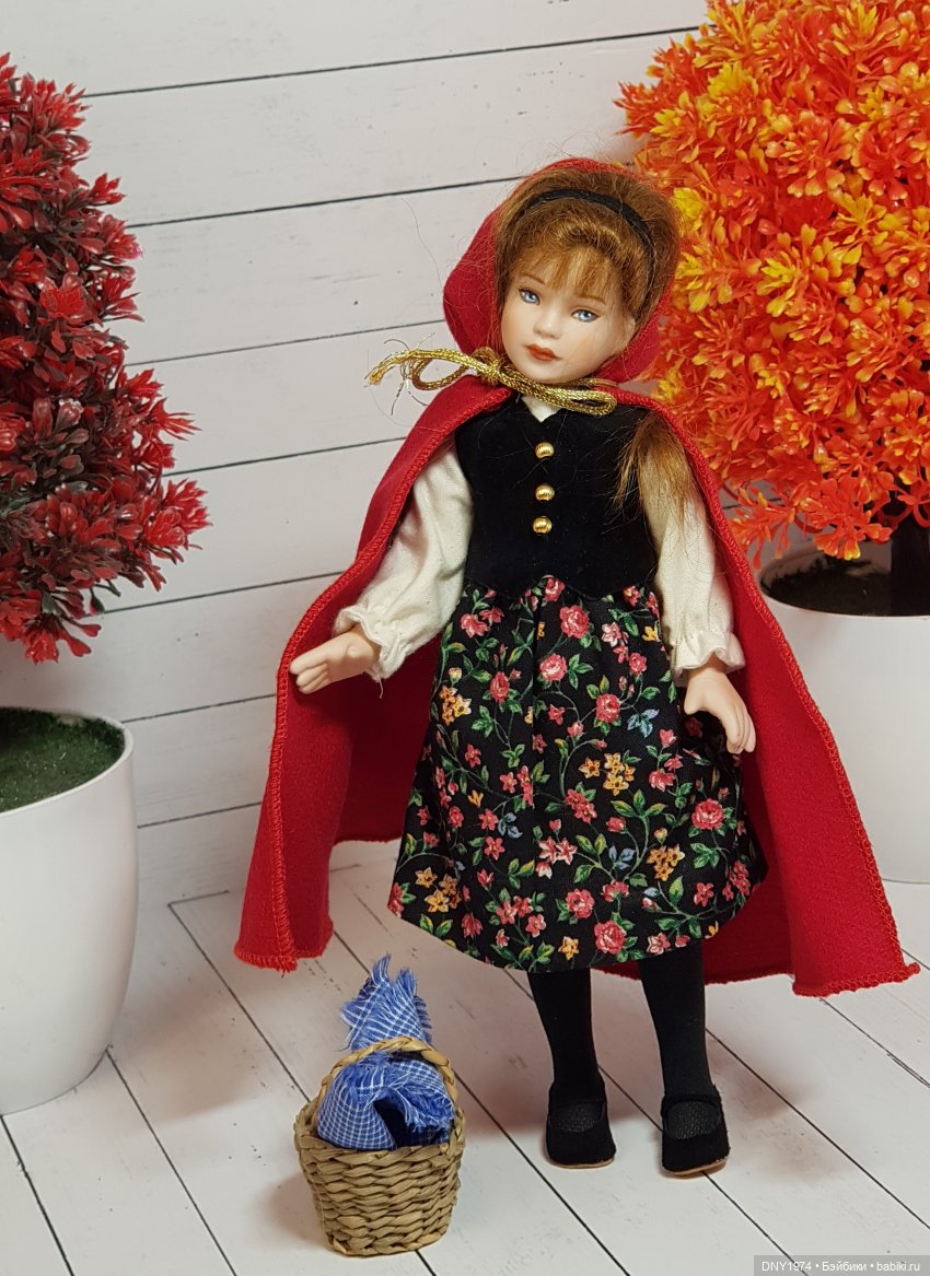 Одна маленькая Красная шапочка