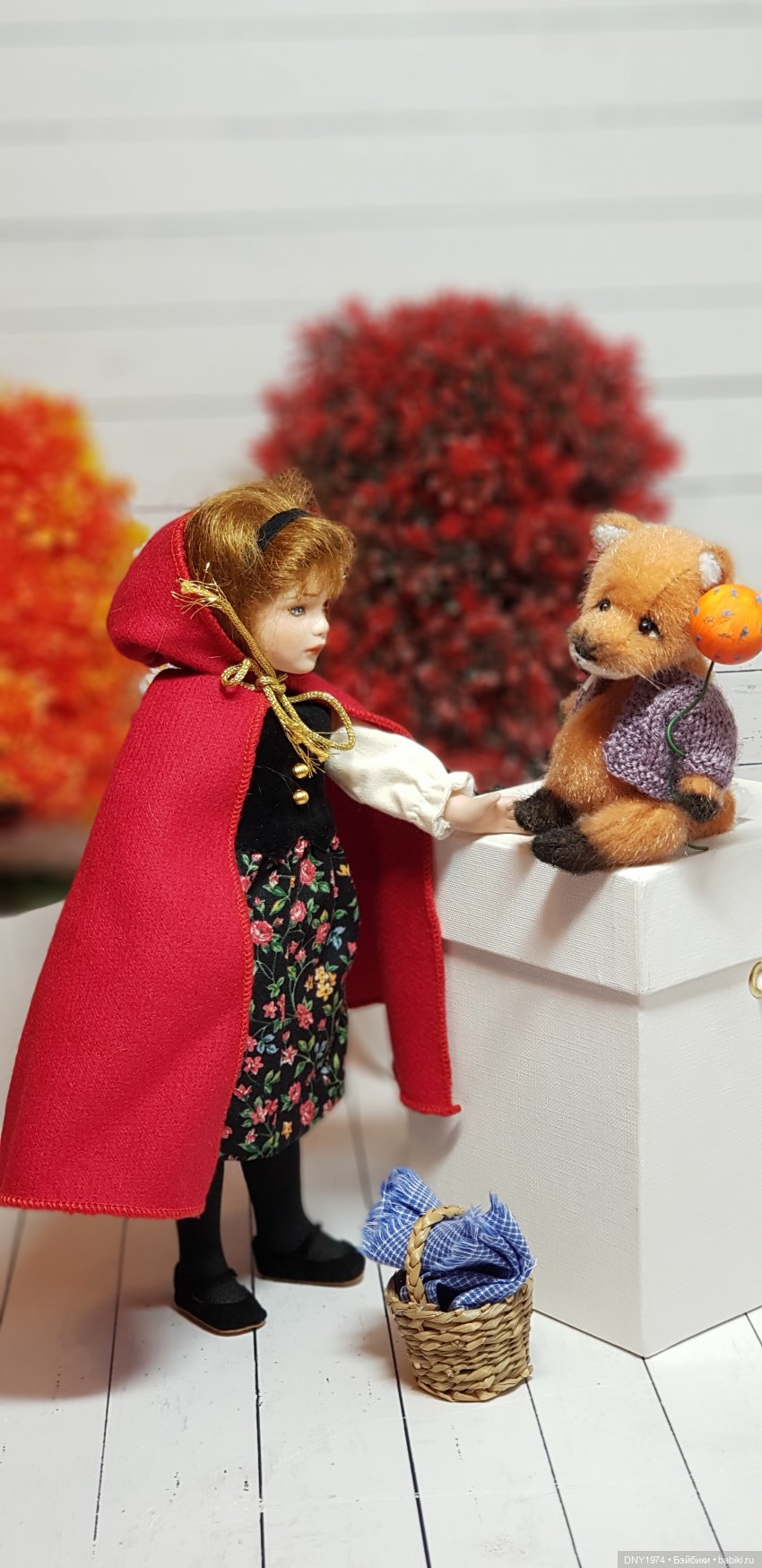 Одна маленькая Красная шапочка (фото 3)