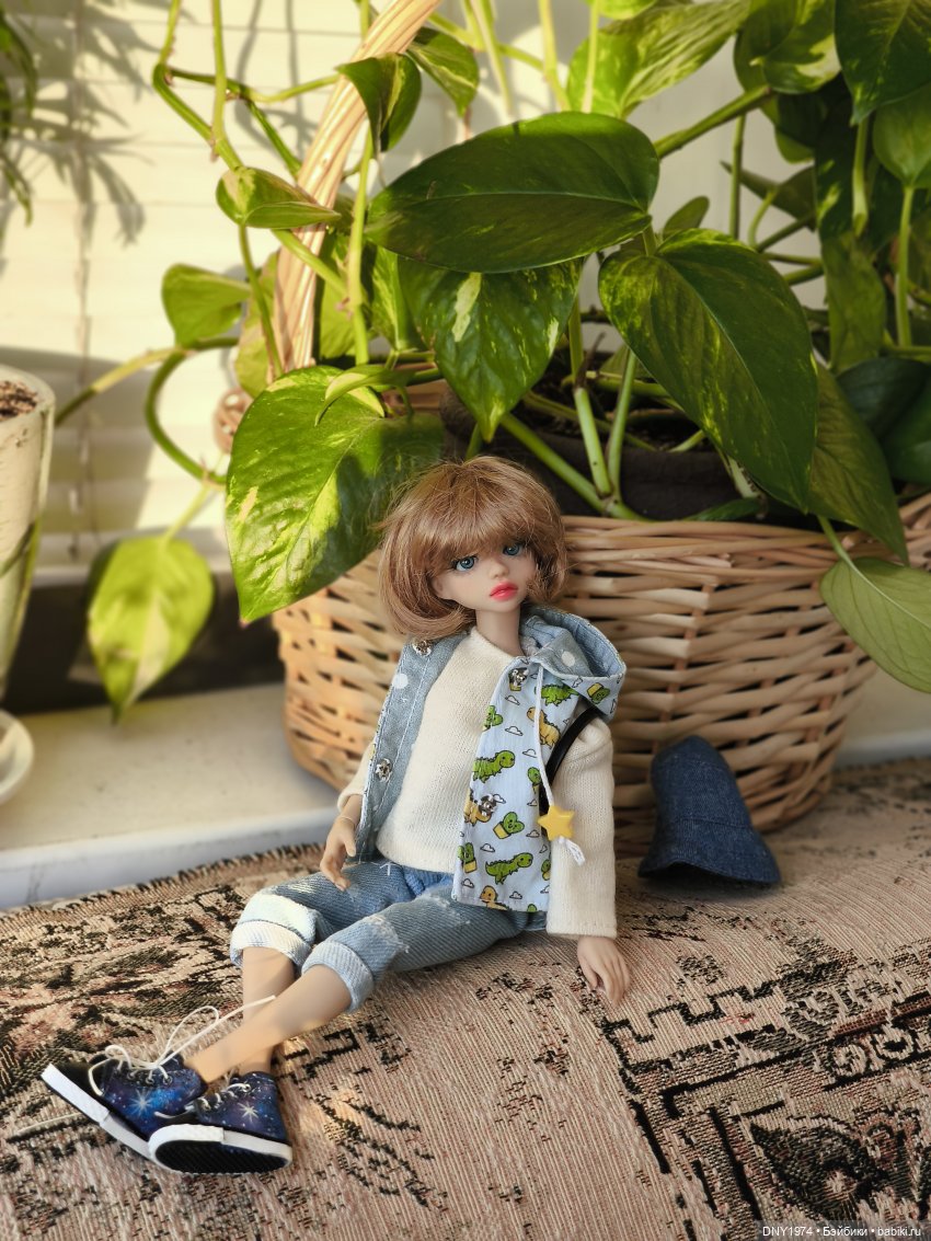 Софи на балконе — Куклы Milim Studio (Милим): российские БЖД (фото 3)