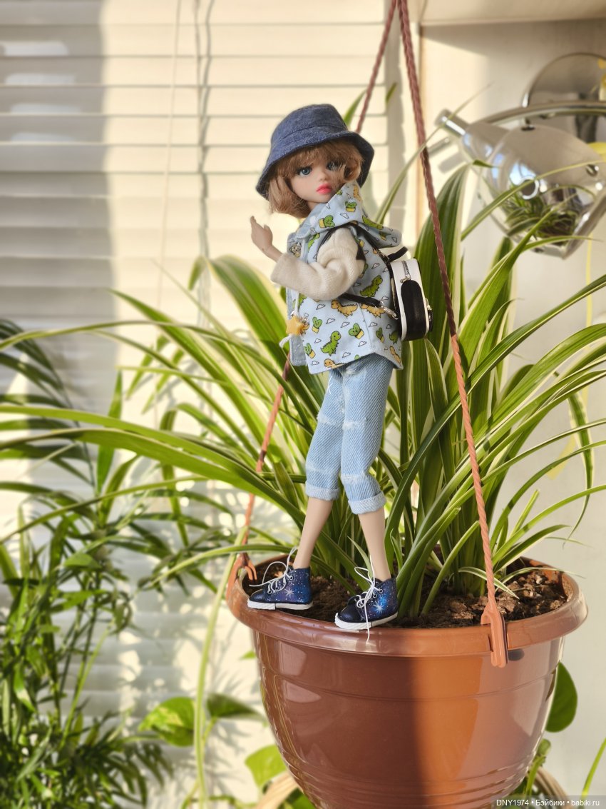 Софи на балконе — Куклы Milim Studio (Милим): российские БЖД (фото 6)