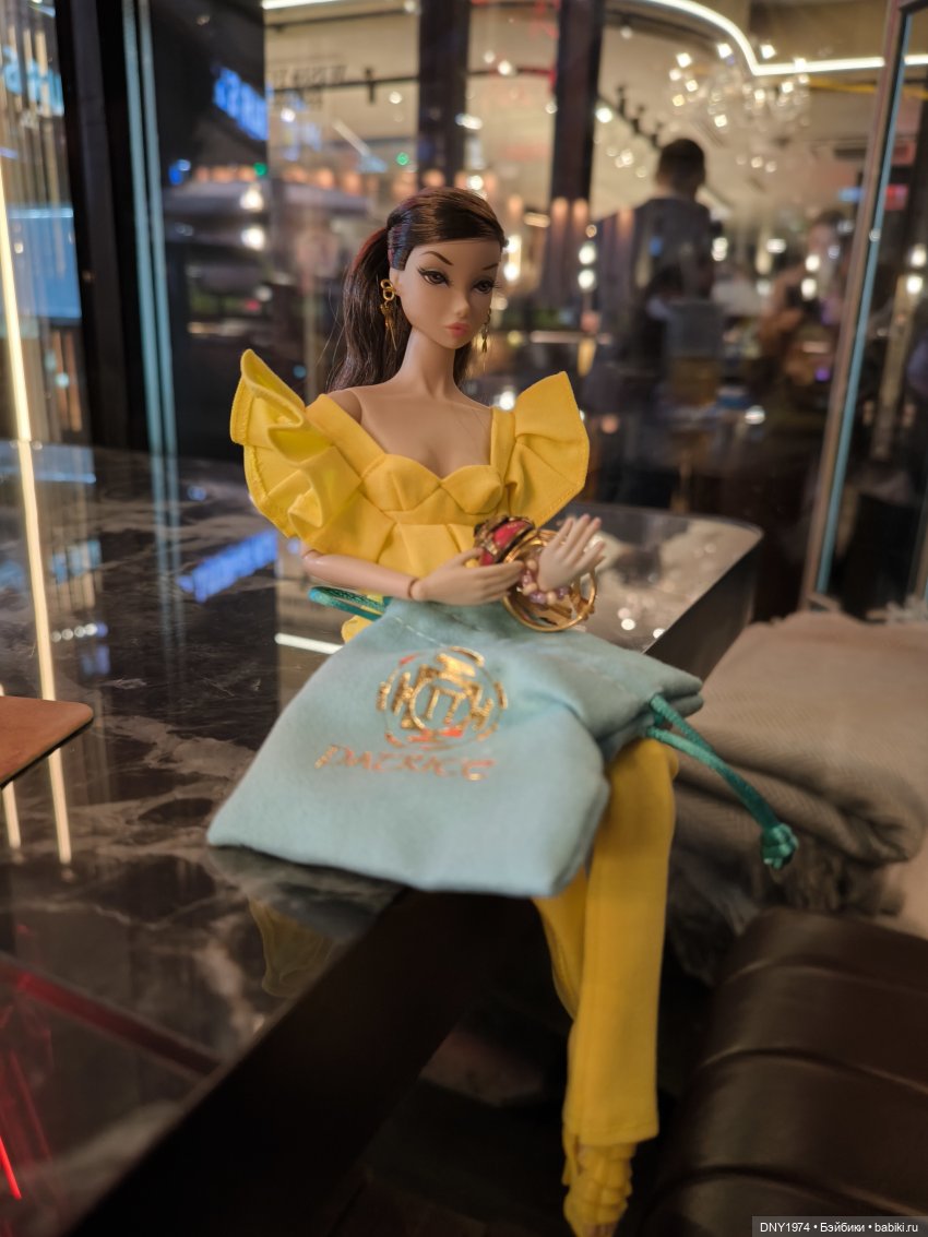 Мисаки гуляет, часть 2 — Куклы Integrity Toys (Интегрити): Poppy Parker