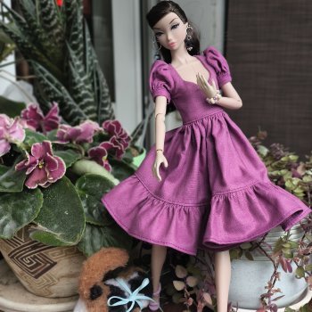 Протестное платье