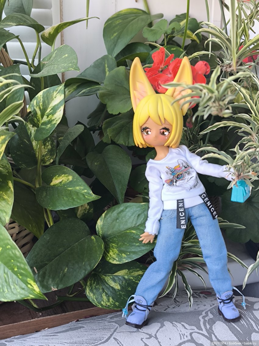 Утренние зайчики — Куклы Simontoys и Come4Free (Blind Box): Teennar (фото 3)