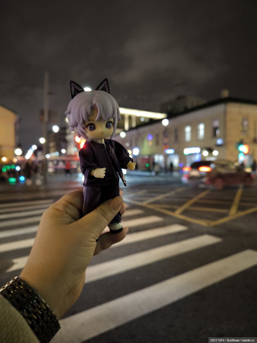 Волчонок и ночная Москва — Куклы Simontoys и Come4Free (Blind Box): Teennar
