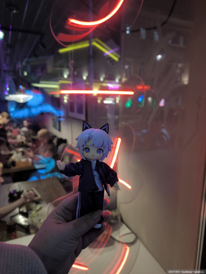 Волчонок и ночная Москва — Куклы Simontoys и Come4Free (Blind Box): Teennar