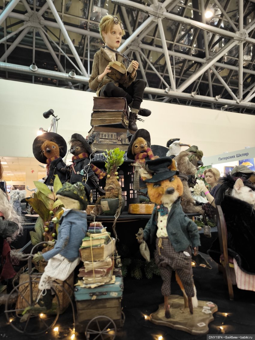 Бегом по выставке, часть 3, с пушистиками. Искусство куклы 2024 | Бэйбики Бегом по выставке, часть 3, с пушистиками. Искусство куклы 2024