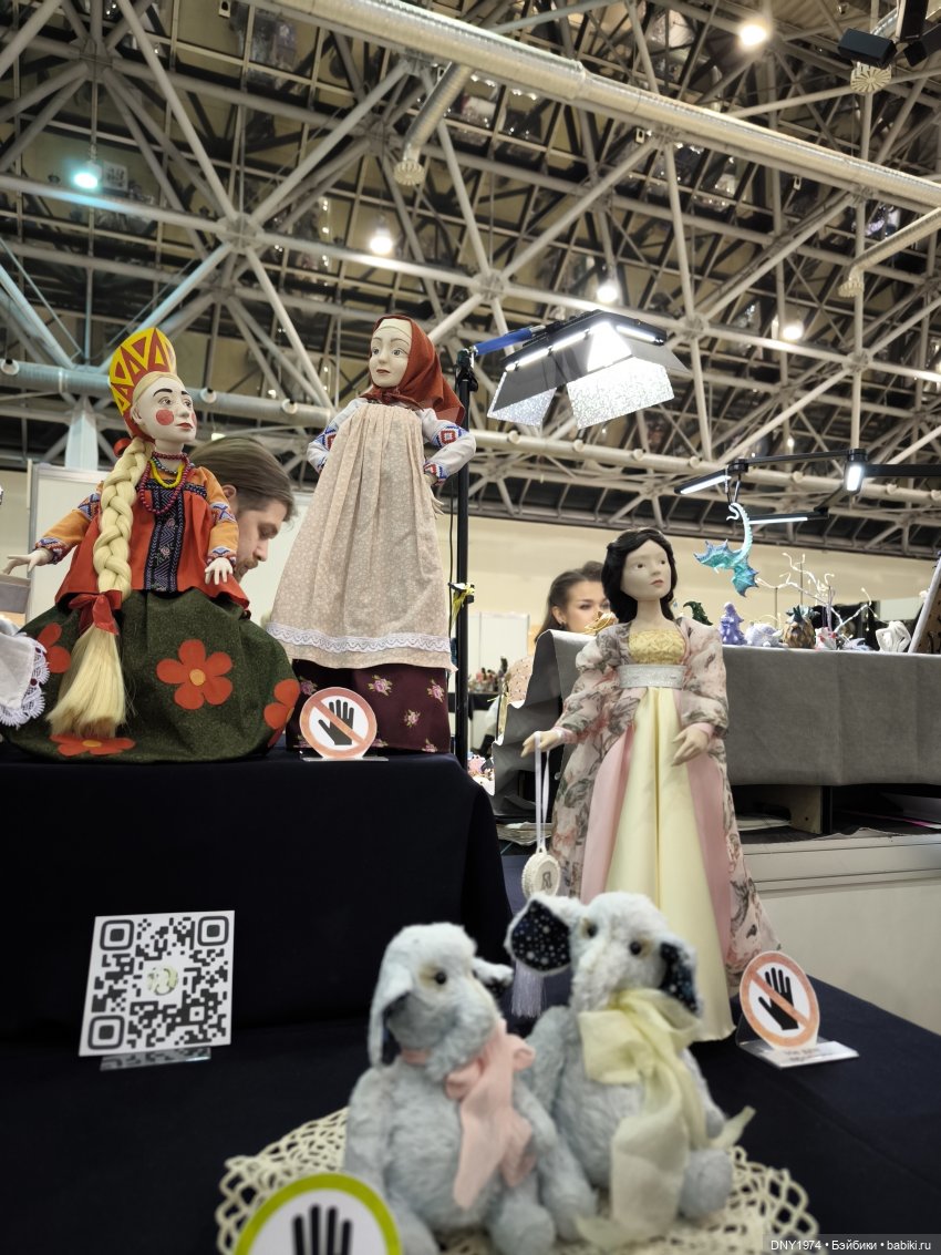 Бегом по выставке, часть 2, сказочная. Искусство куклы 2024