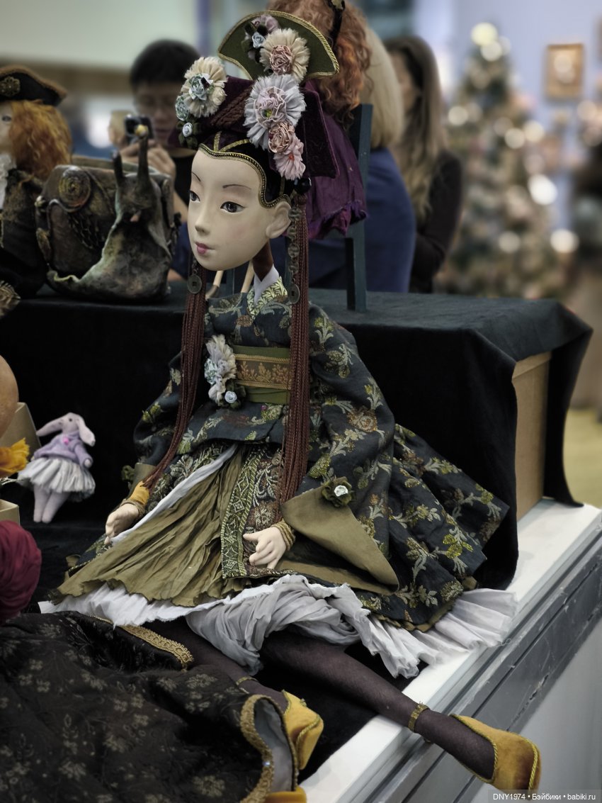 Второй раз на выставке, уже не бегом, часть 1. Искусство куклы 2024