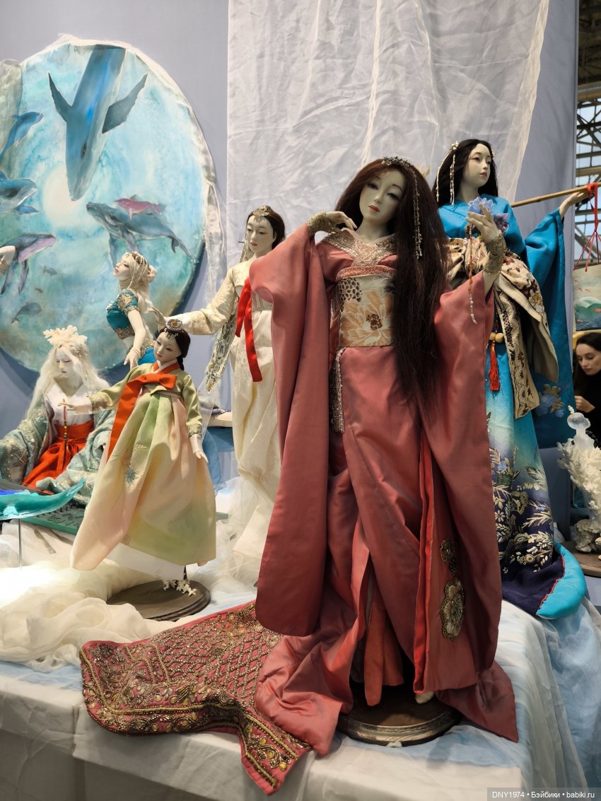 Второй раз на выставке, уже не бегом, часть 1. Искусство куклы 2024