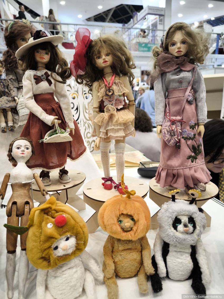 Еще немного фото с Зимнего бала кукол