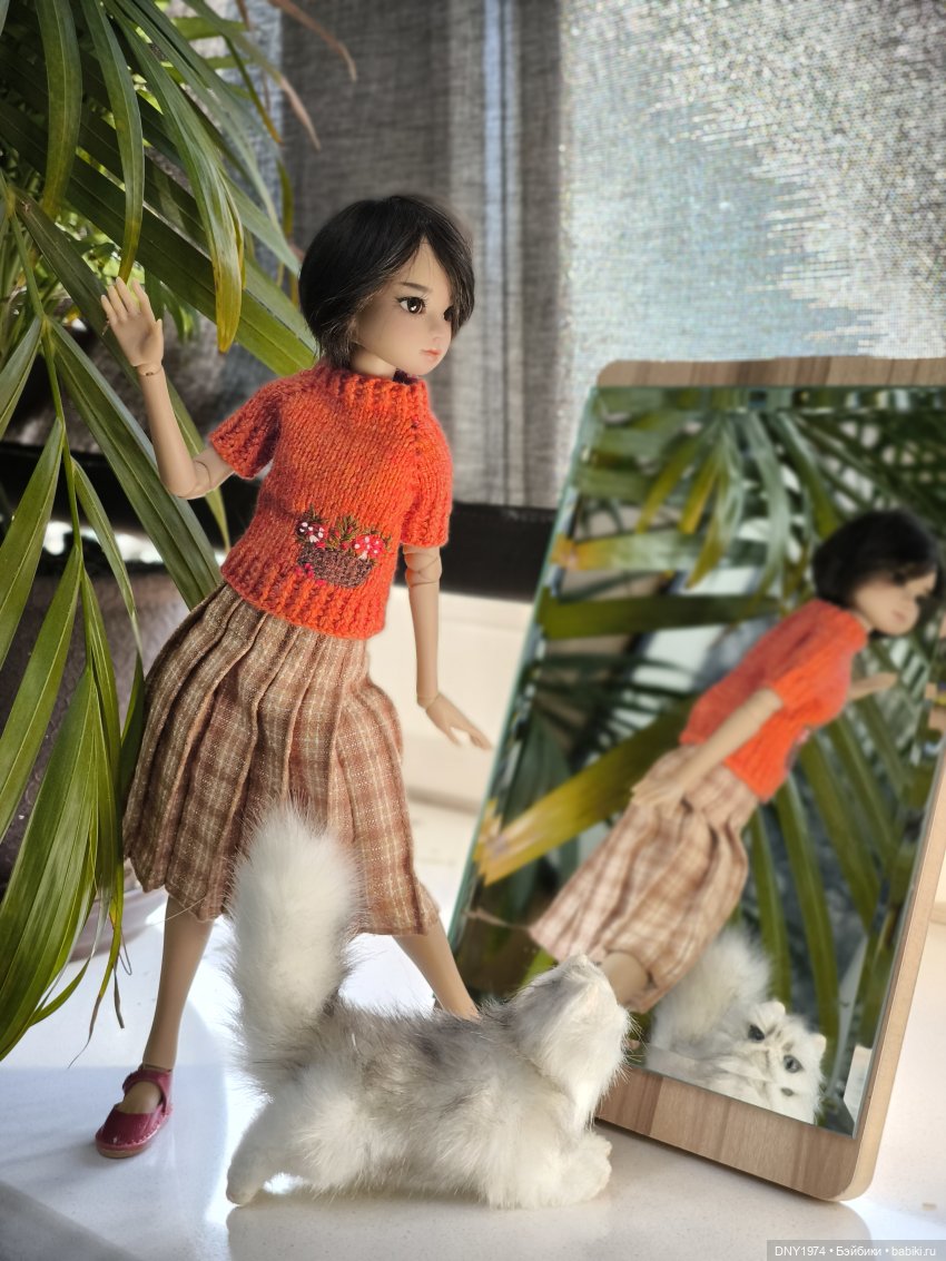 Перед зеркалом девчушка — Куклы Milim Studio (Милим): российские БЖД (фото 4)