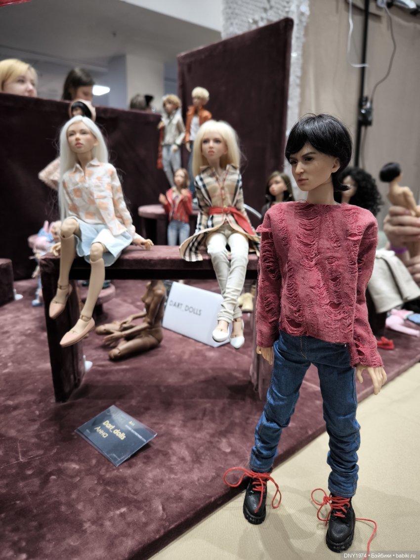 Мой четвертый Доллскар — Коллекции кукол BJD (БЖД): фото витрин (фото 7)