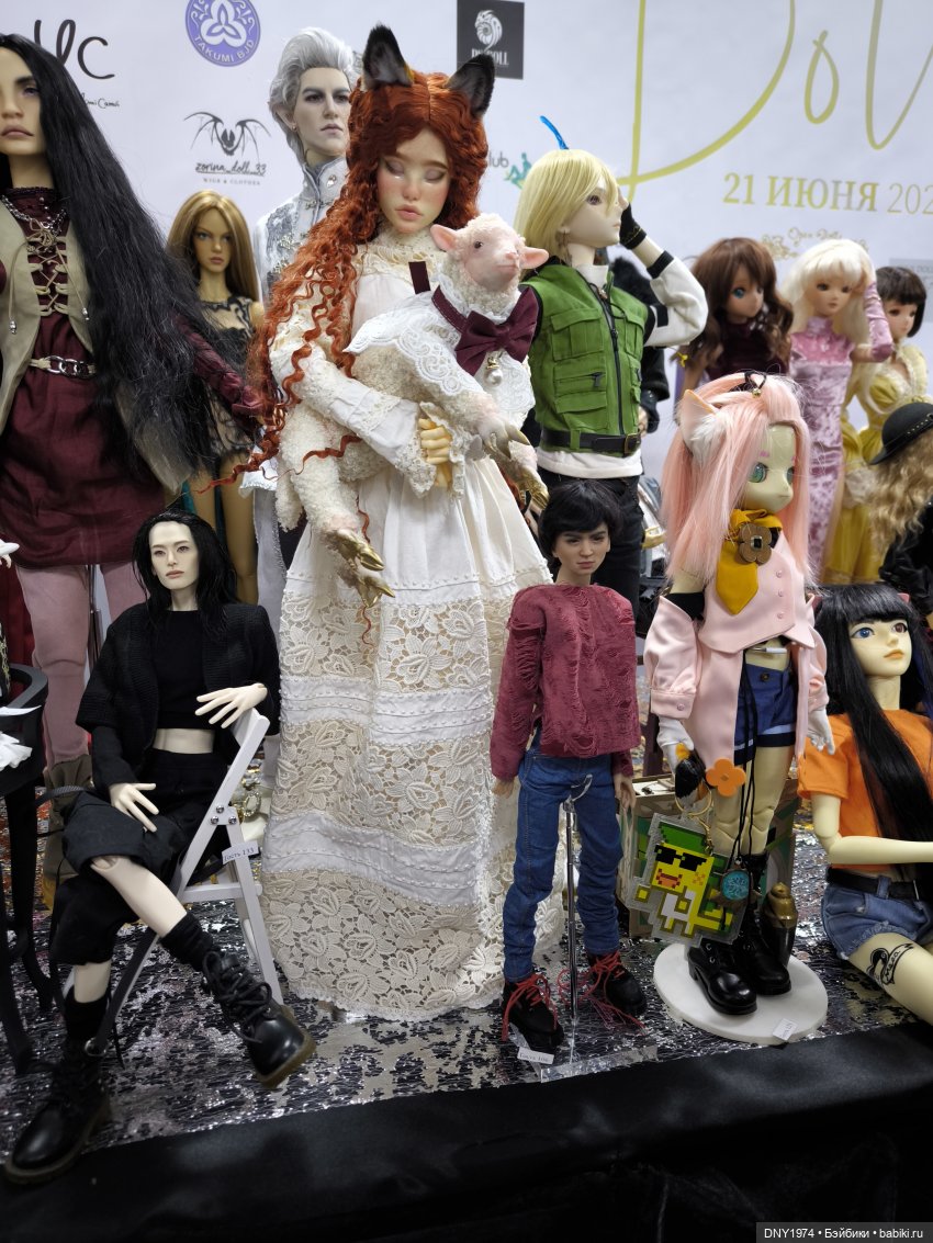 Мой четвертый Доллскар — Коллекции кукол BJD (БЖД): фото витрин (фото 8)