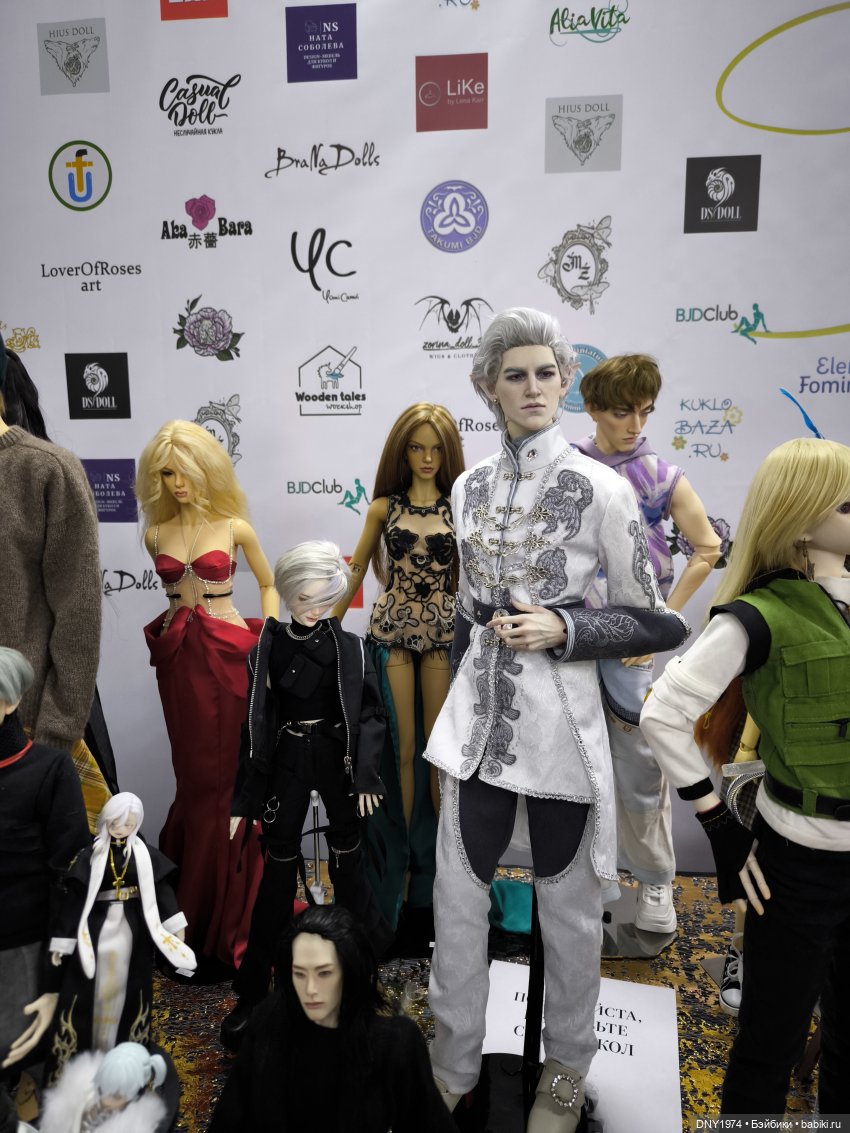 Мой четвертый Доллскар — Коллекции кукол BJD (БЖД): фото витрин