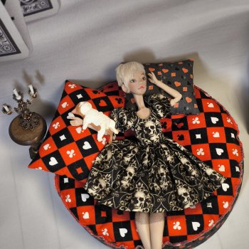 Что-то на тему Алисы с Анфисками