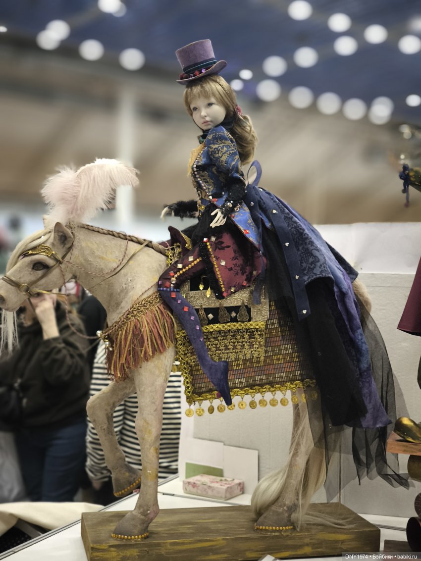 Мартовская Тишинка, часть о самом-самом