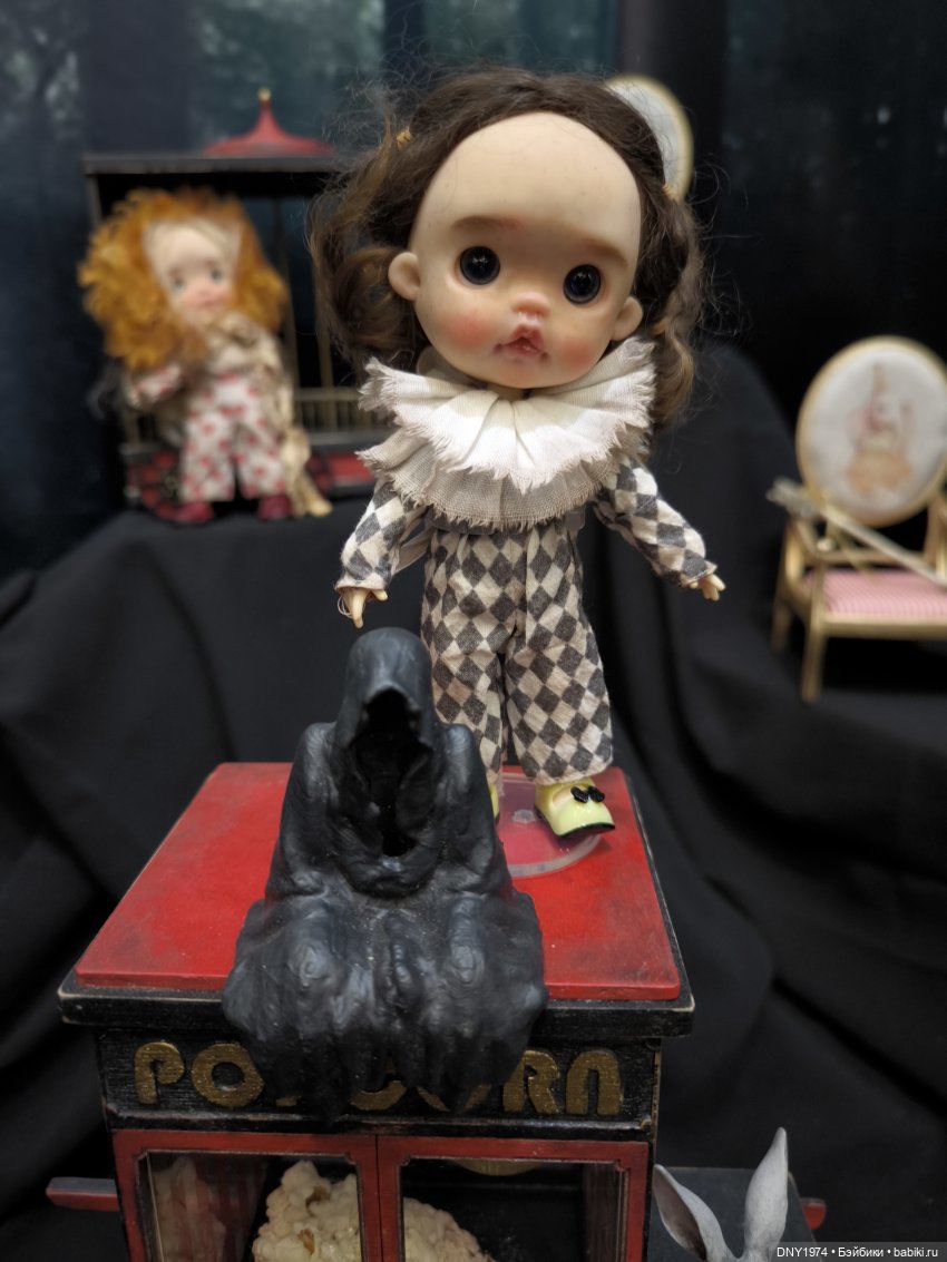 Мартовская Тишинка, часть третья, про Блайз, монстров, и не только