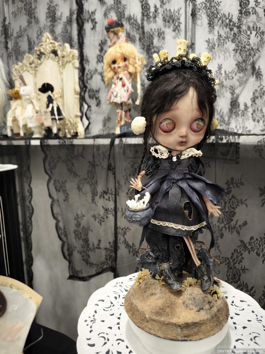 Мартовская Тишинка, часть третья, про Блайз, монстров, и не только