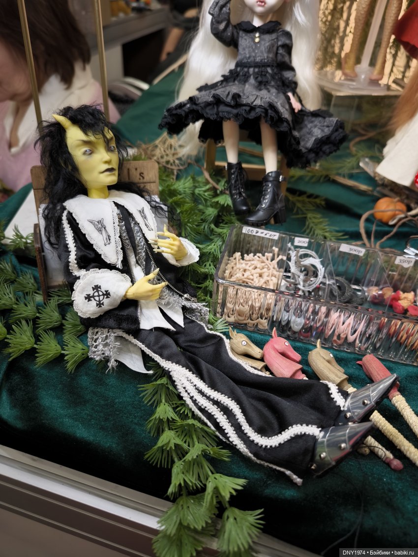 Мартовская Тишинка, часть третья, про Блайз, монстров, и не только