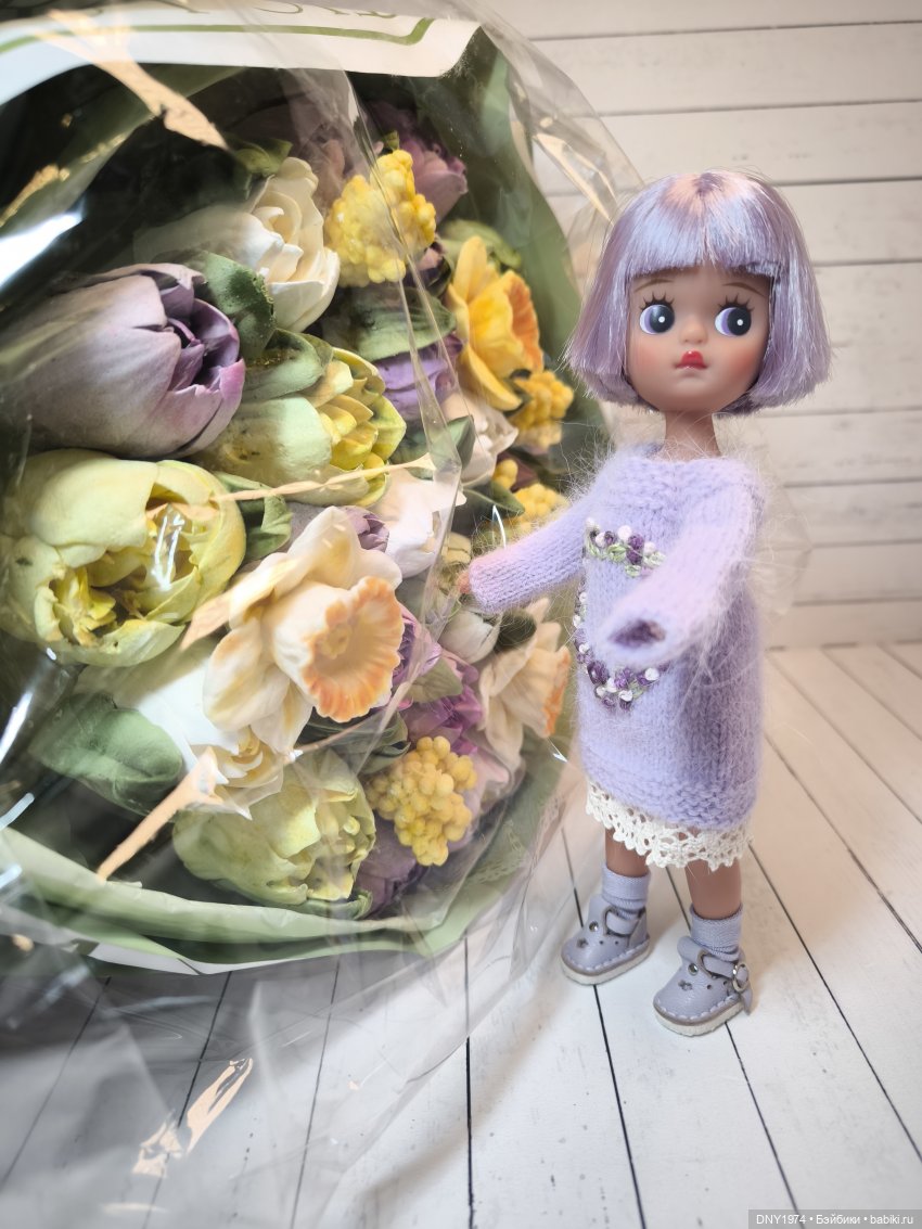 Так бы и съела — Коллекции игровых кукол (Playline): фото полок (фото 2)