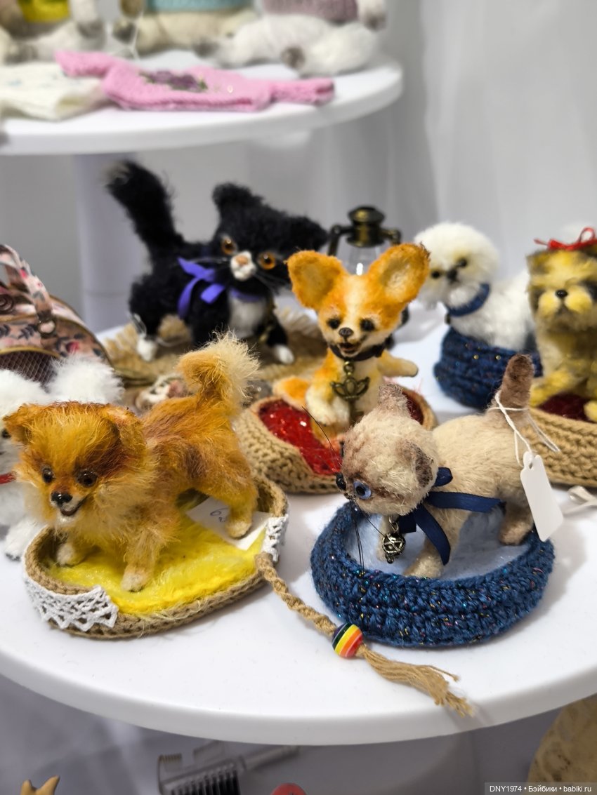 Апрельские мишки и куклы на Тишинке, ч. 1