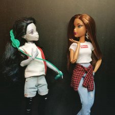 "От коробки до полки": Очень гибридная парочка My Scene и Monster High